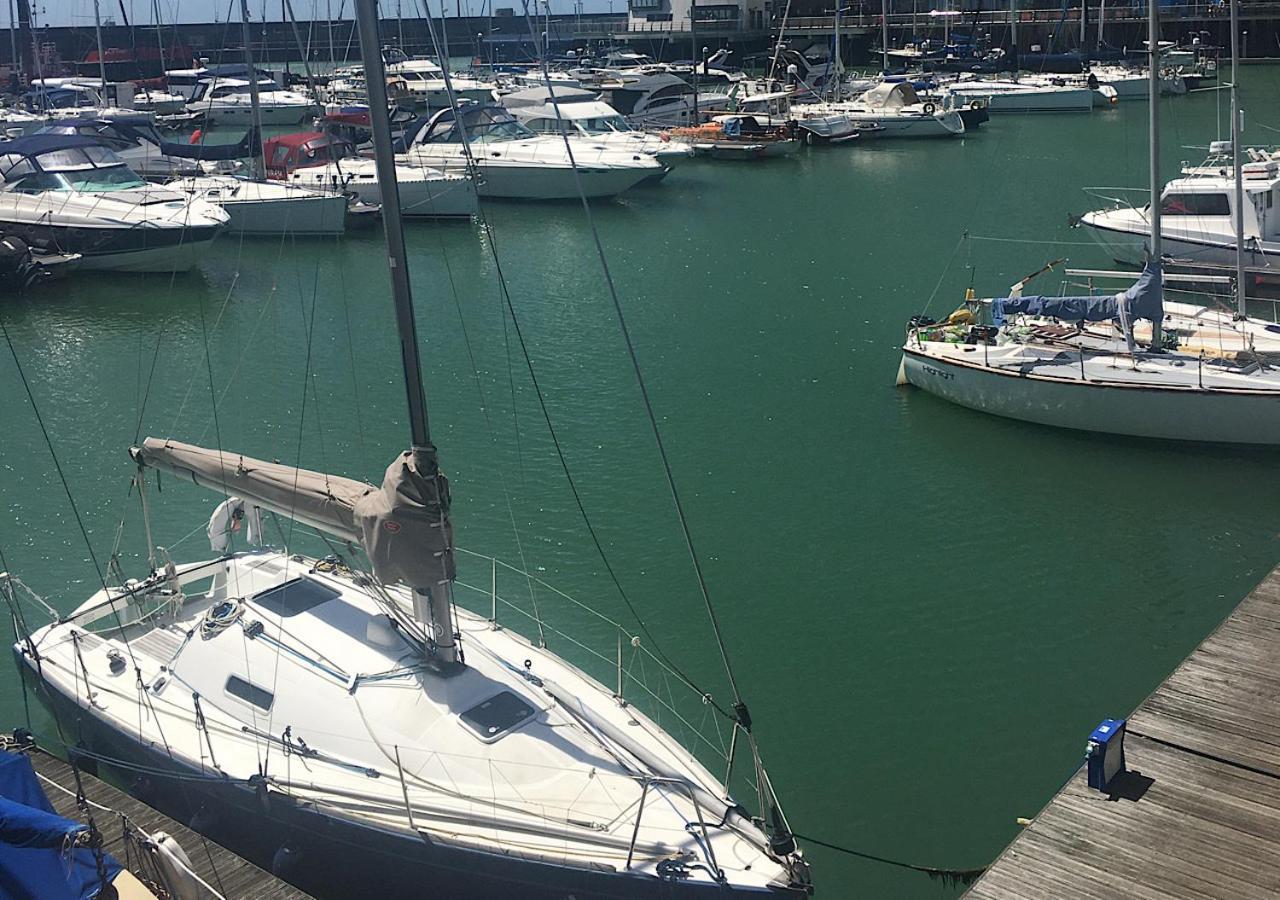 Apartment Marina Floating